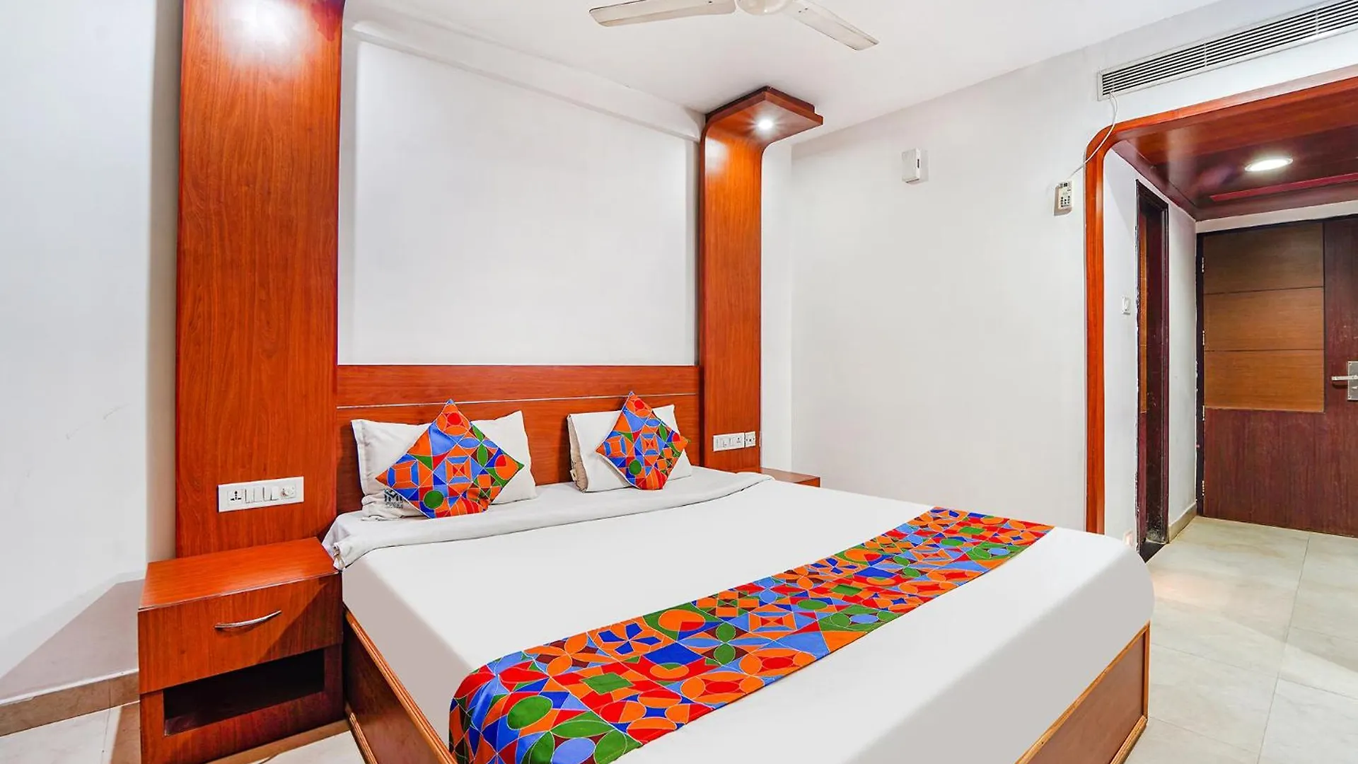 Fabhotel The South Gate Тривандрум 4*,  Индия