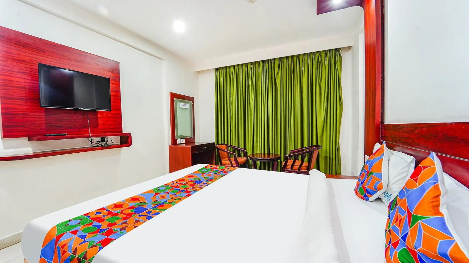 Fabhotel The South Gate Тривандрум 4*,